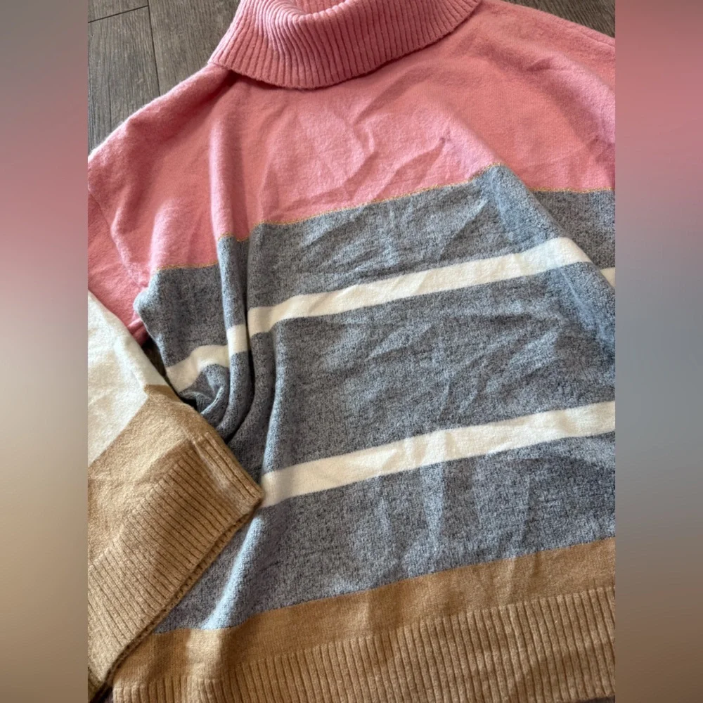H by Halston Multicolor Turtleneck Sweater